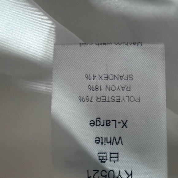 Women's Cream Blazer - Picture 3 of 4